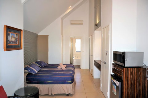 Osprey Holiday Village Unit 203 1 Bedroom - Accommodation Port Hedland 2