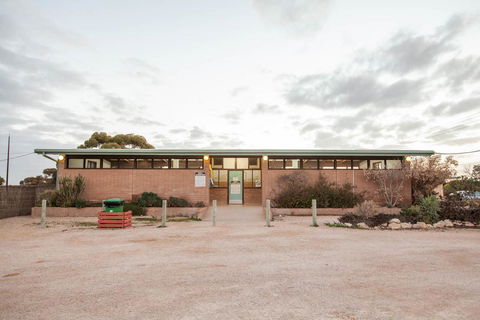 EUCLA MOTOR HOTEL - Accommodation Port Hedland 9