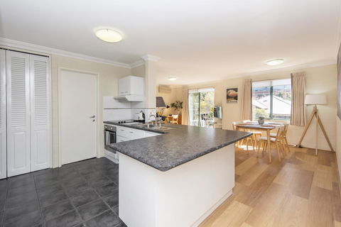 Subiaco Village - 34 - Accommodation Port Hedland 4