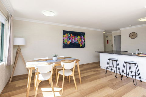 Subiaco Village - 34 - Accommodation Port Hedland 5