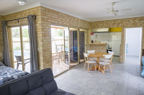 Lancelin Lodge - Accommodation Port Hedland 26