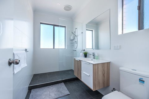 Lotus Perth Retreat - Accommodation Port Hedland 10