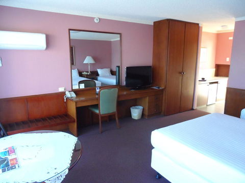 Clifton Motel & Grittleton Lodge - Accommodation Port Hedland 17