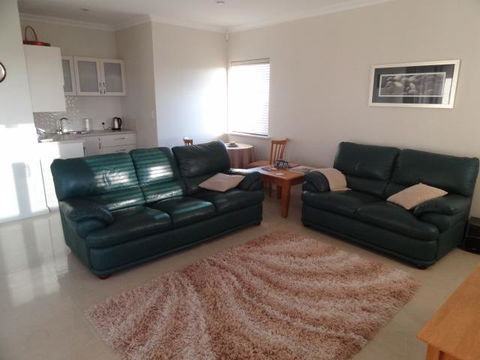 Acaciabnb - Accommodation Port Hedland 8