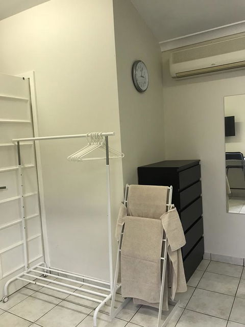 Susan Yong's Studio - Accommodation Port Hedland 16