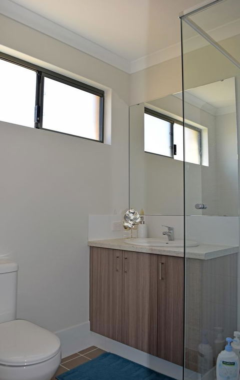 The Kingsleyâ€™s Place â€“ Piara Waters - Accommodation Port Hedland 10