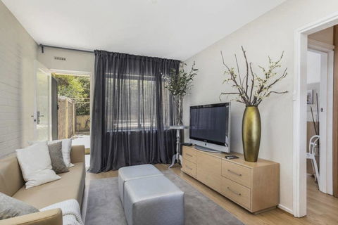 Gorgeous 26 1 Bed Designer Fitout Perfect Location - Accommodation Port Hedland 35