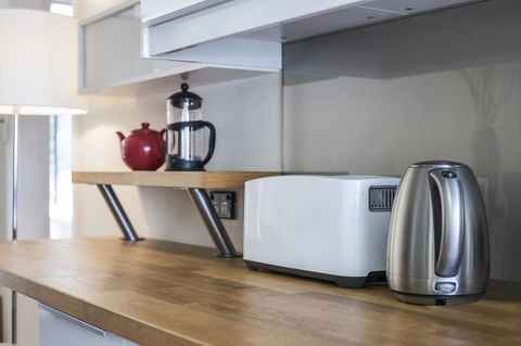 Gorgeous 26 1 Bed Designer Fitout Perfect Location - Accommodation Port Hedland 18