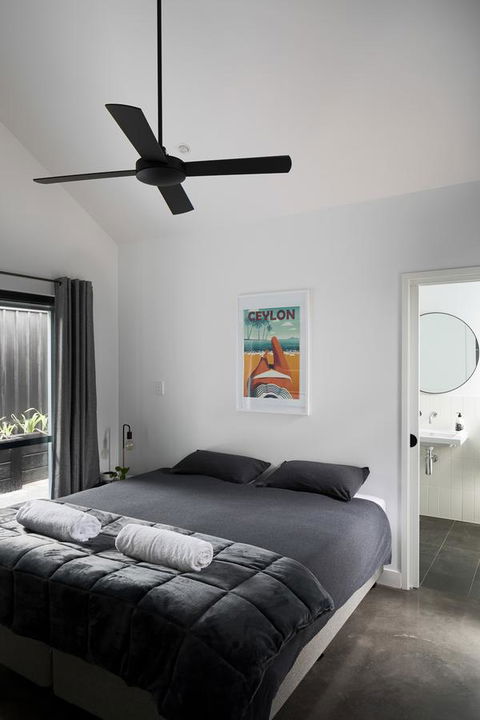 Berms And Barrels - New - Accommodation Port Hedland 8