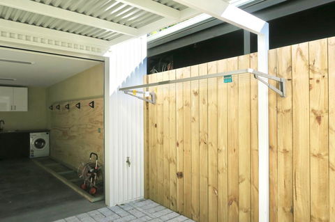 Berms And Barrels - New - Accommodation Port Hedland 16