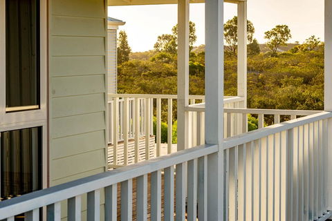 Blue Sky Escapes The Lookout Lancelin - Accommodation Port Hedland 26