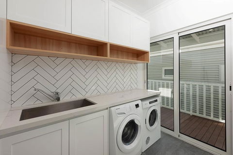 Blue Sky Escapes The Lookout Lancelin - Accommodation Port Hedland 20