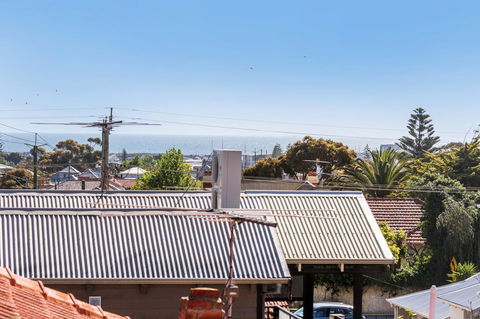 100 On South Callan Apartments - Accommodation Port Hedland 20