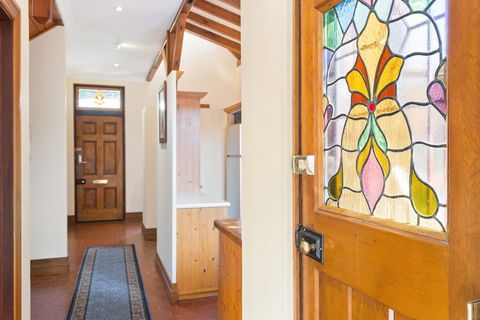 100 On South Callan Apartments - Accommodation Port Hedland 5