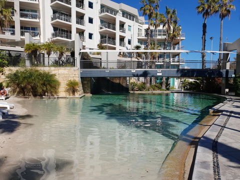 Scarborough - Oceanview 2 Bed, 2 Bathroom Apartment - Accommodation Port Hedland 8