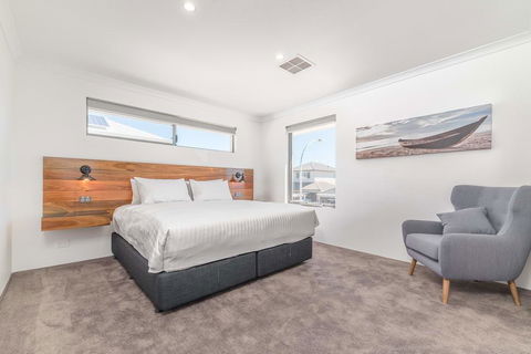 Karrinyup Waters Luxury House Rental - Accommodation Port Hedland 5