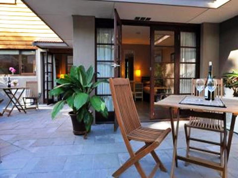 Waikiki Beach Bed And Breakfast - Accommodation Port Hedland 8