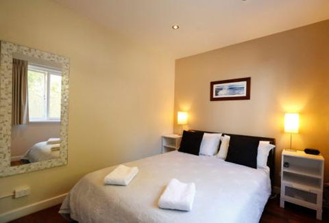 Waikiki Beach Bed And Breakfast - Accommodation Port Hedland 4