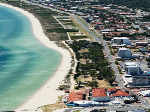 Waikiki Beach Bed And Breakfast - Accommodation Port Hedland 16