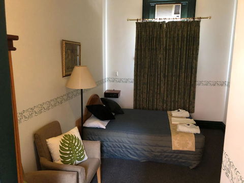 The Palace Hotel - Accommodation Port Hedland 2