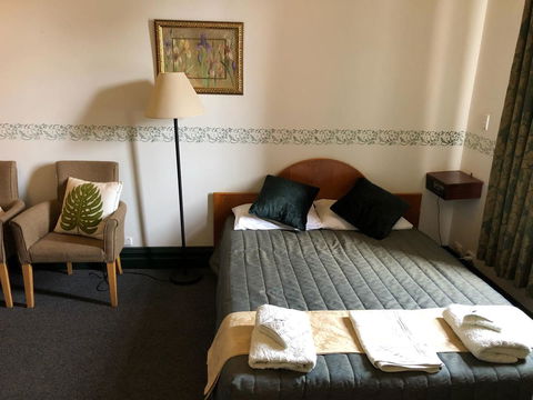 The Palace Hotel - Accommodation Port Hedland 5