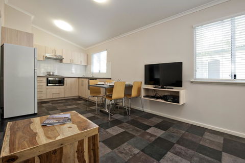 Mandalay Holiday Resort And Tourist Park - Accommodation Port Hedland 25