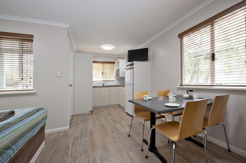 Mandalay Holiday Resort And Tourist Park - Accommodation Port Hedland 38