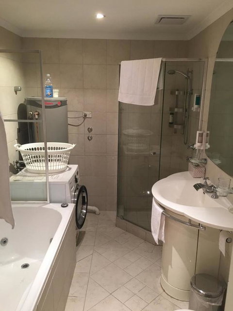 Colin St Apartment - Accommodation Port Hedland 8
