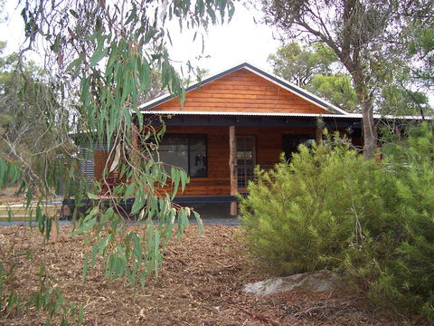 SilverSprings Spa Retreat Pet Friendly Cottages And Glampings - Accommodation Port Hedland 13