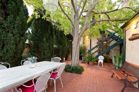 Annie's Victorian Terrace Accommodation Fremantle - Accommodation Port Hedland 0