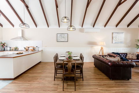 Maison Magnolia - Spacious Cozy Town House - Accommodation Port Hedland 2