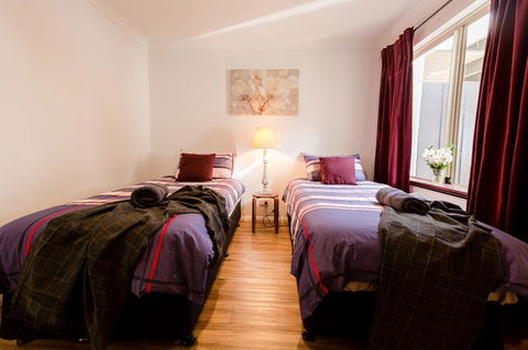 Maison Magnolia - Spacious Cozy Town House - Accommodation Port Hedland 9