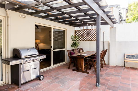 Maison Magnolia - Spacious Cozy Town House - Accommodation Port Hedland 18