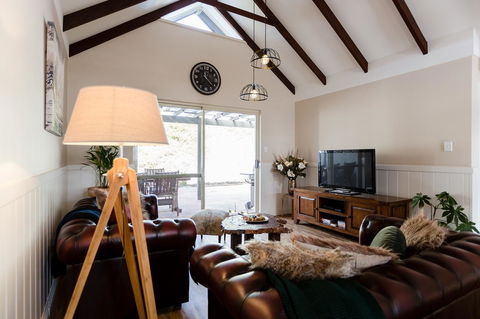 Maison Magnolia - Spacious Cozy Town House - Accommodation Port Hedland 13