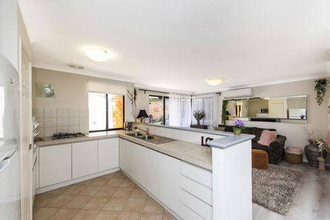 Scarborough Villa On Duke - Accommodation Port Hedland 17