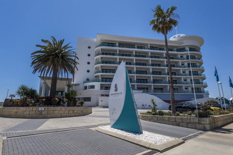 A 406 FANTASTIC OCEAN BEACH And MARINA VIEW APT - MANDURAH - Accommodation Port Hedland 3