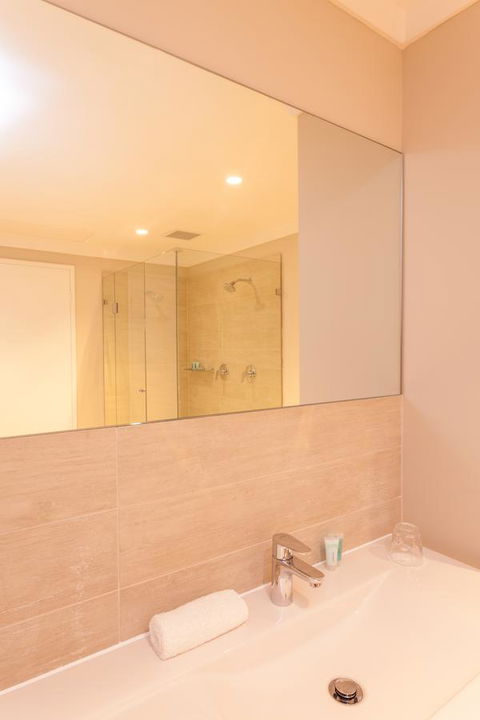 The Marina Hotel - Mindarie - Accommodation Port Hedland 13