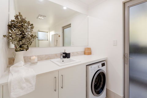 Ironstone Studio Margaret River - Accommodation Port Hedland 14