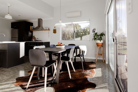 Ironstone Studio Margaret River - Accommodation Port Hedland 2