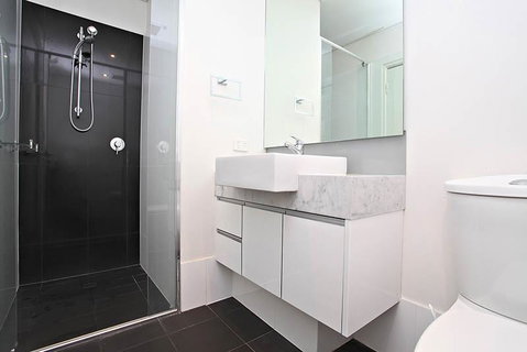 Scene Apartment 11 - Accommodation Port Hedland 13