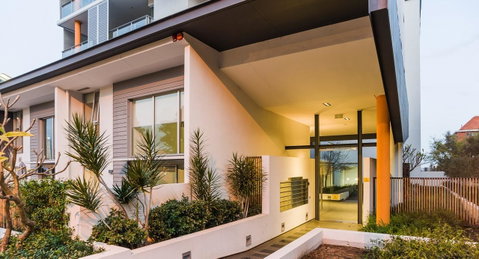 Scene Apartment 11 - Accommodation Port Hedland 22