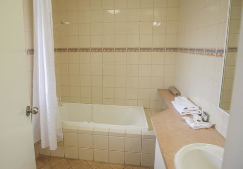 Esplanade Hotel Busselton - Accommodation Port Hedland 37
