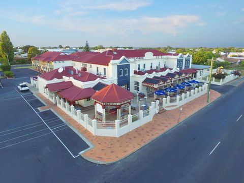 Esplanade Hotel Busselton - Accommodation Port Hedland 13
