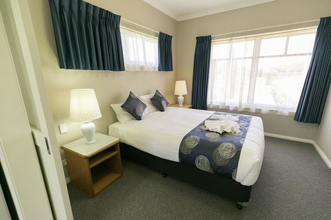 Esplanade Hotel Busselton - Accommodation Port Hedland 1
