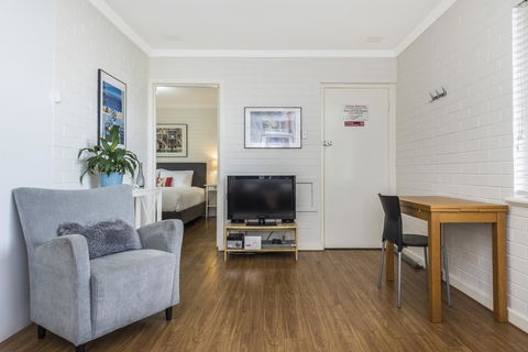 Hensman 10 - Accommodation Port Hedland 10