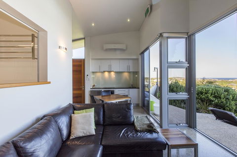Aquatic Visions - Accommodation Port Hedland 10