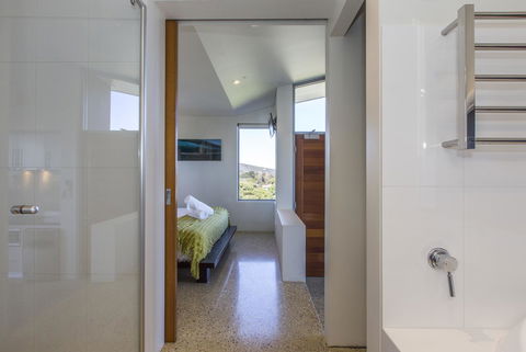 Aquatic Visions - Accommodation Port Hedland 4