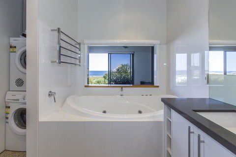 Aquatic Visions - Accommodation Port Hedland 7