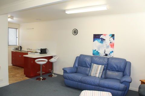 Old Pier Apartments - Accommodation Port Hedland 8