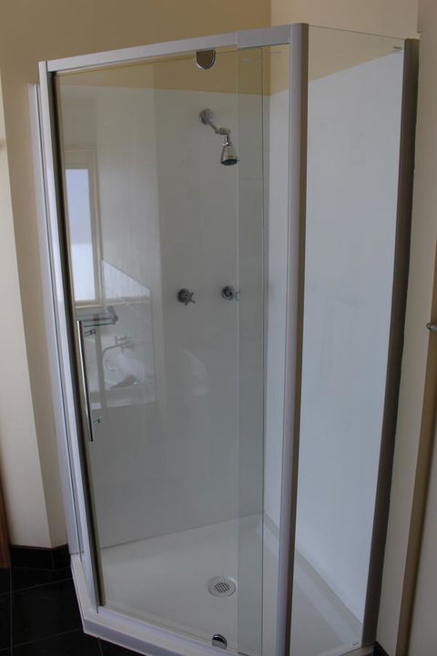 Tullah Lakeside Lodge - Accommodation Port Hedland 4